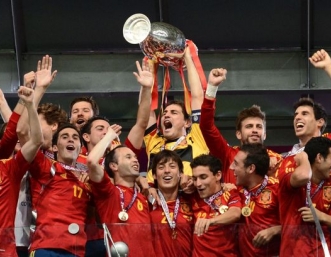 Без Торес и Коща в нападението на Испания за Евро 2016