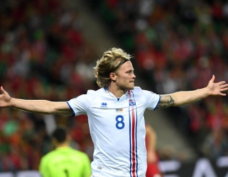 Исландия шокира Португалия и спечели историческа точка 