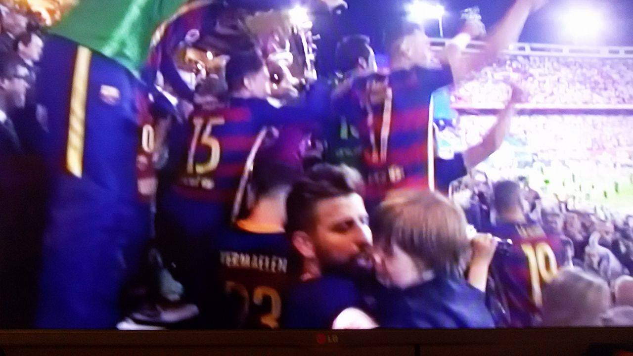 Барселона спечели Купата на Краля