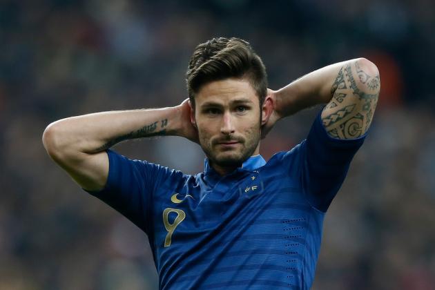 Жиру освиркан от феновете на Франция