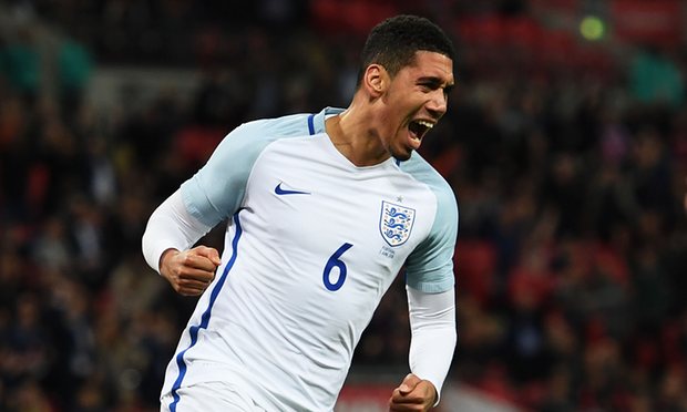 Измъчена победа на Англия над 10 от Португалия