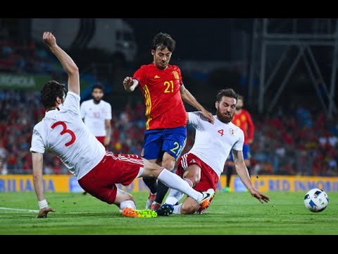 Испания заминава на европейското с подвита опашка