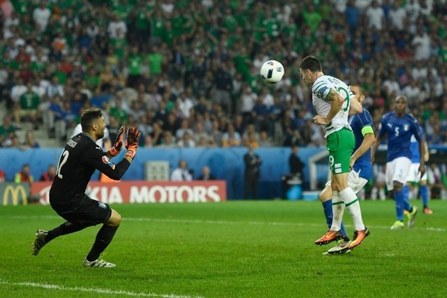 Ейре победи апатична Италия и продължи на 1/8 финал. Белгия също подпечата преминаването си напред в турнира