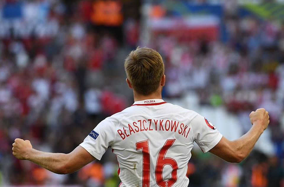 Полша на 1/4 финал след рулетката на дузпите!