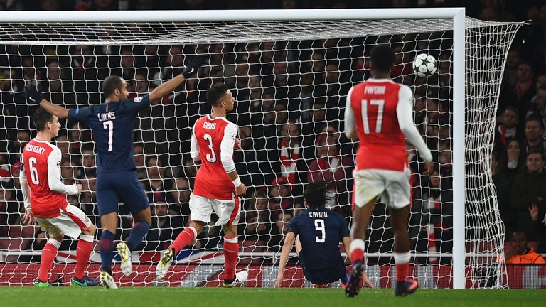 ПСЖ взе важно предимство пред Арсенал в битката за спечелването на група А