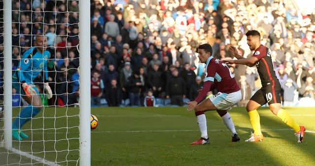 Надпреварата в Англия започна, Сити вече е водач.