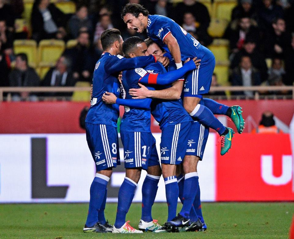 Лион спечели дербито на кръга срещу Монако.