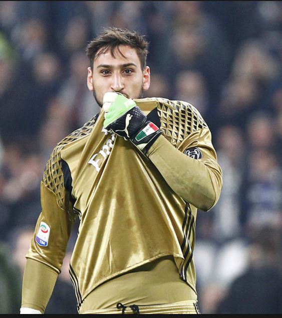 Донарума не иска да напуска Милан